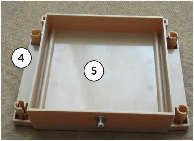 numskull Call of Duty Gaming Locker - step 1