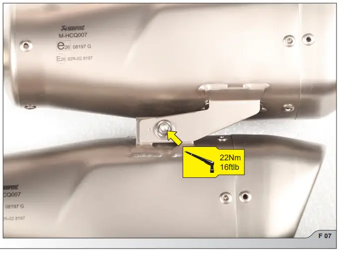 AKRAPOVIC-Ducati-Monster-950-Slip-On-Line-Motorcycle-Exhaust-FIG-11