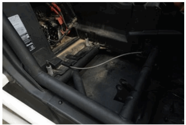 PRP Can Am Maverick X3 Lowered Seat Mount Kit - Loosen the slider