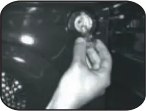 HOC3B3058IN - CHANGING THE BULB 2