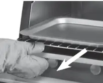 BLACK DECKER Air Fry Toaster Oven TOD6020B - Crumb steam tray1