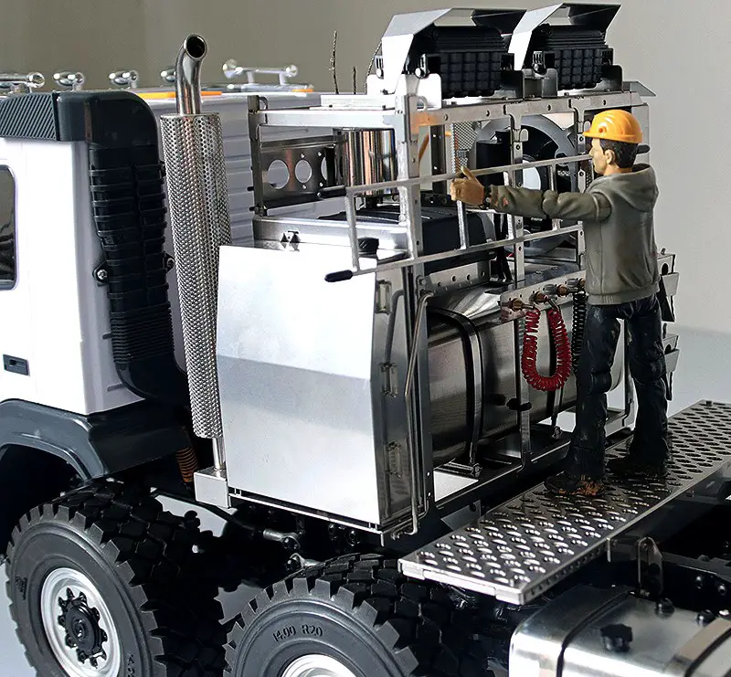 AMEWi 22551 RC Heavy Haul Truck - INSTALL BAUMPER 19