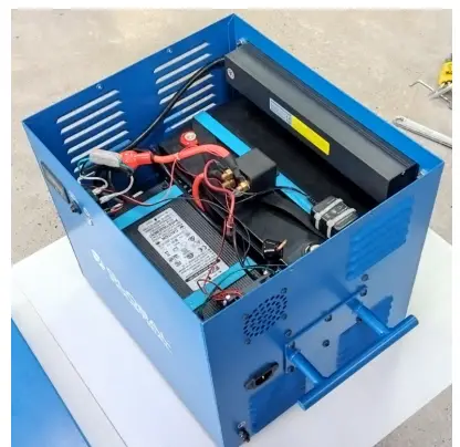 GLOBAL INDUSTRIAL 436981 100 AH 1000W Pure Sine Wave Portable Power Supply - Fig3