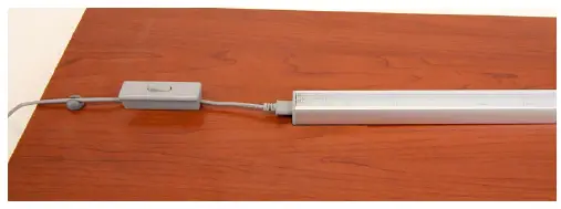 Penn-Lighting-Associates-Soffit-Under-cabinet-LED-Task-Light-fig-4