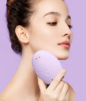 FOREO LUNA 3 Plus Thermo Facial Cleansing and Firming Massage - Cleansing mode