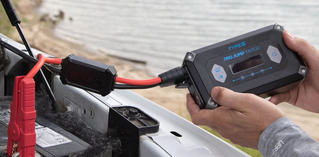 Types Projump 26000 12v Jump Starter & Portable Power Bank User Manual