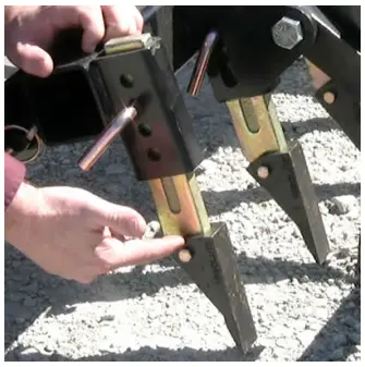 abi-ATTACHMENTS-ABI-Rascal-Driveway-Graders-FIG-11