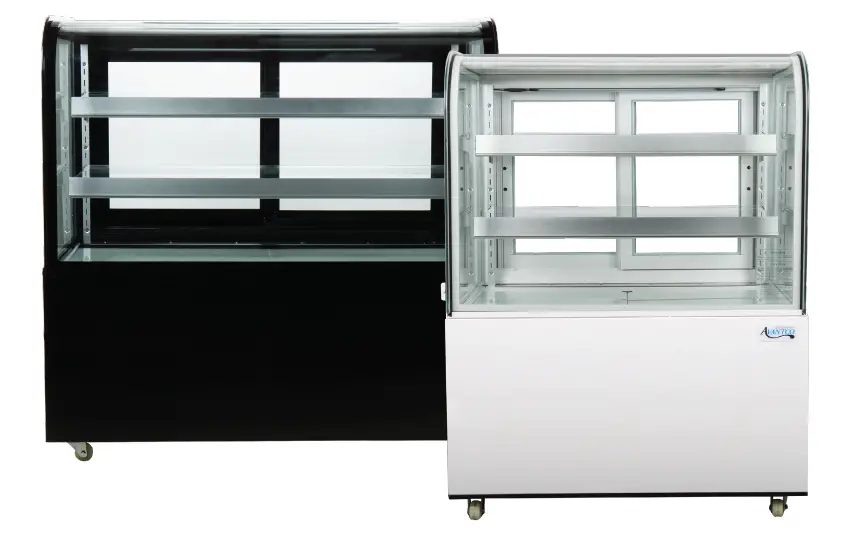 AVANTCO 193BC36HCB Refrigerated and Dry Bakery Case FIG (2)