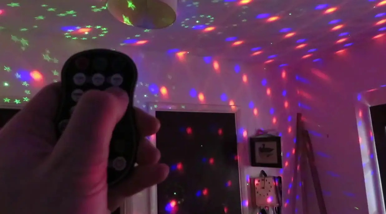 Digitech Sl-3540 3 In 1 Ball Laser And Strobe Party Light User Manual Digitech Sl-3540 3 In 1 Ball Laser And Strobe Party Light User Manual