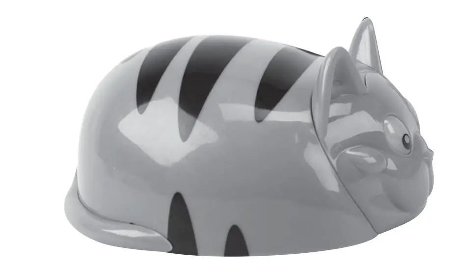 Winning Appliances Manufactory EY06338 Clever Cats Remote Control - Recharging Your Clever Cats and Remotes