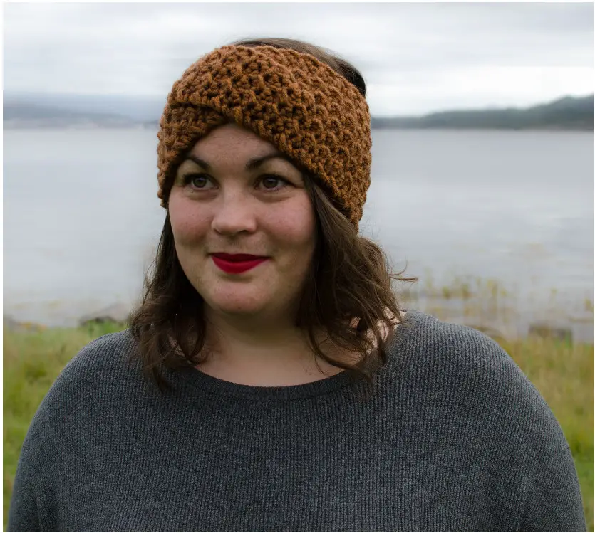 LION BRAND Twisted Headband M20297 WS