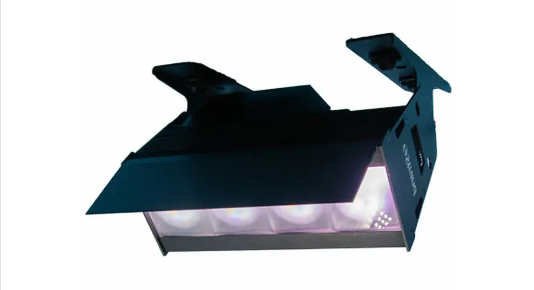 Strand 64508-001 Aurora 4 Led Strip User Guide Strand 64508-001 Aurora 4 Led Strip User Guide