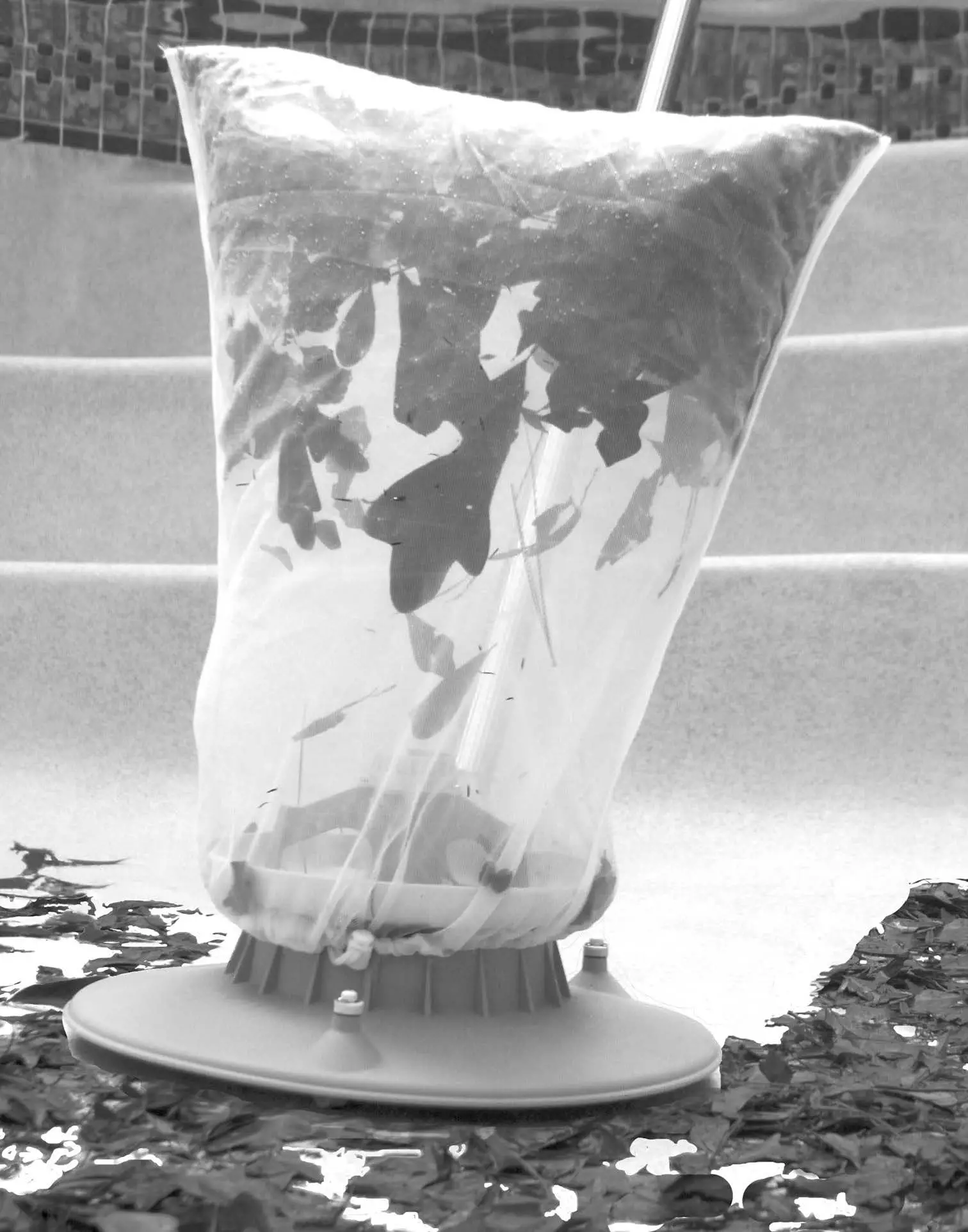 VOLT Battery Powered Leaf Vaccum FIG1