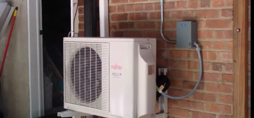 Fujitsu 9319205557 Outdoor Unit Air Conditioner Instruction Manual