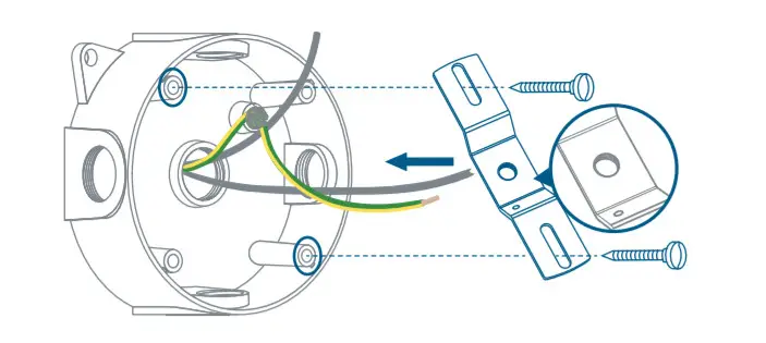 eufy Security Floodlight Camera T8420 - Mount Step 4