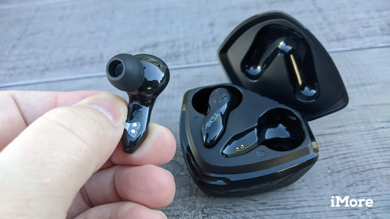 Eksa Gt1 Cobra Wireless Gaming Earbuds User Manual Eksa Gt1 Cobra Wireless Gaming Earbuds User Manual