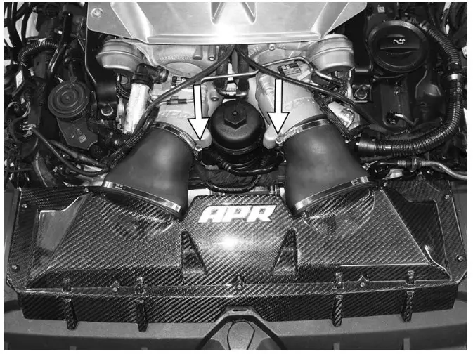 CI100050 APR C8 RS6 RS7 Carbon Fiber Intake - overview 17