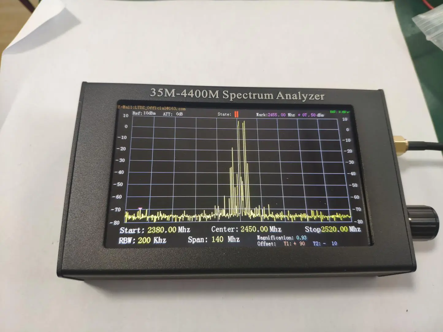 Banggood 35M-4400M Specturnm Analyzer - figure 6