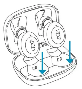FIG 3 CHARGING YOUR EARBUDS