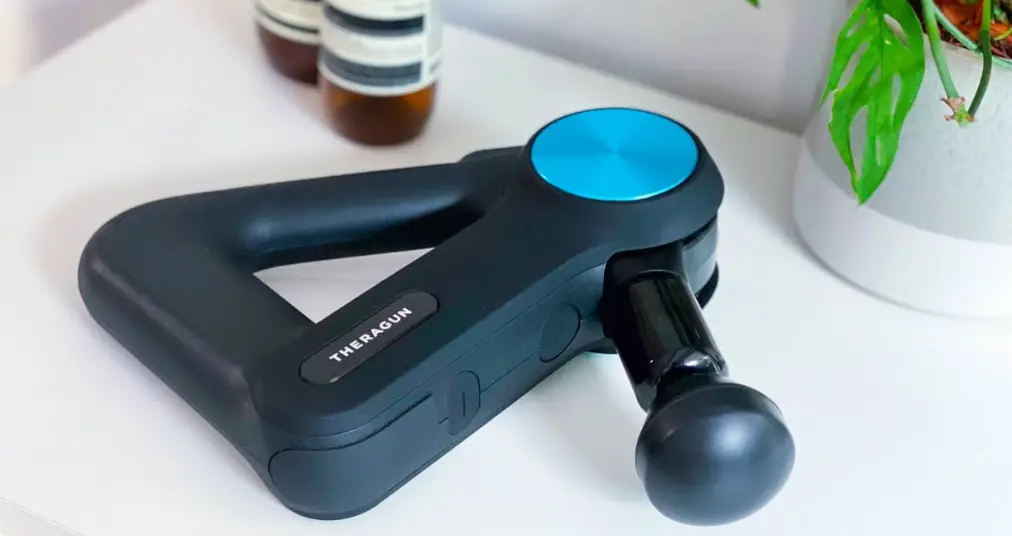 Therabody Theragun Pro Percussive Therapy Deep Tissue Muscle Treatment Massage Gun Instruction Manual Therabody Theragun Pro Percussive Therapy Deep Tissue Muscle Treatment Massage Gun Instruction Manual