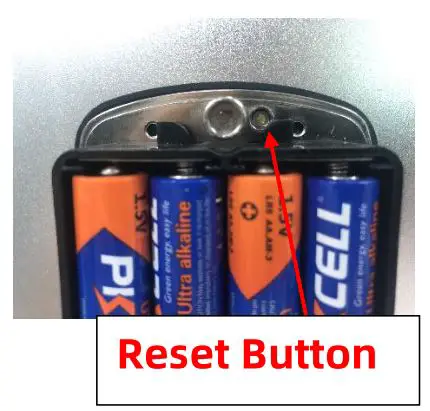 VSH T1B-TTB Smart Door Lock - Long press the reset button