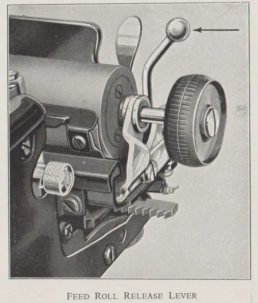 LONDON TYPEWRITERS Remington Portable Typewriter -Fig