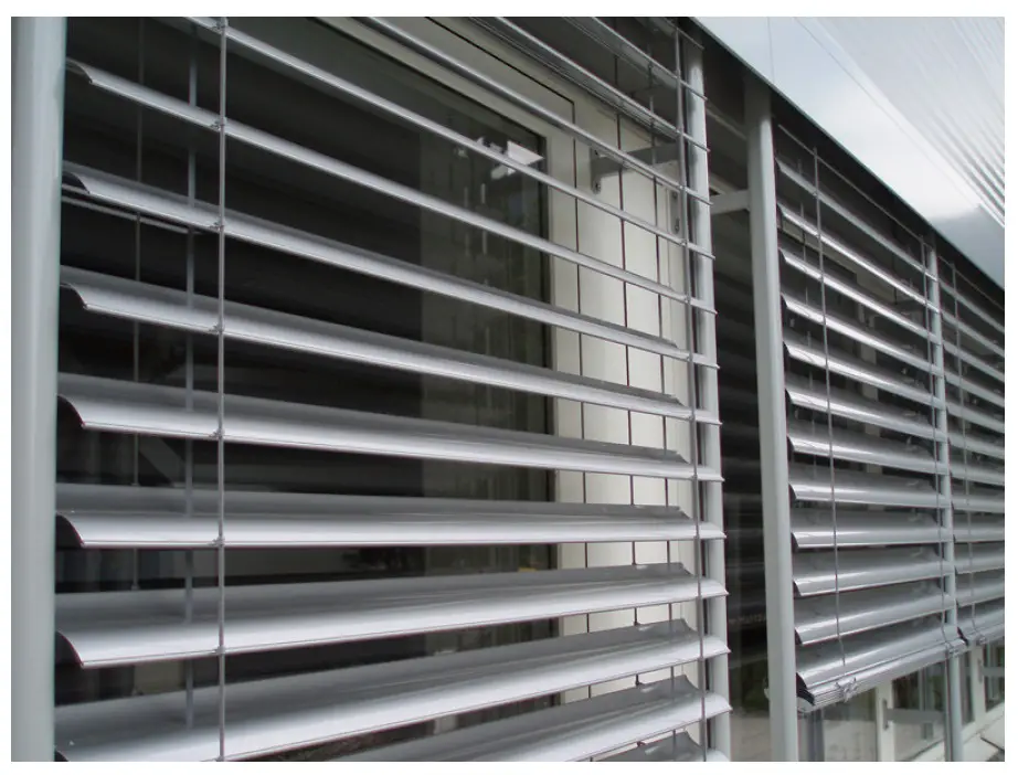 HELLA Outdoor Blinds and Exterior Venetian Blinds