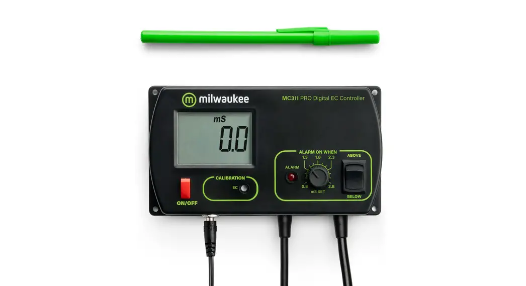 Milwaukee Mc311 Conductivity Controller User Manual Milwaukee Mc311 Conductivity Controller User Manual