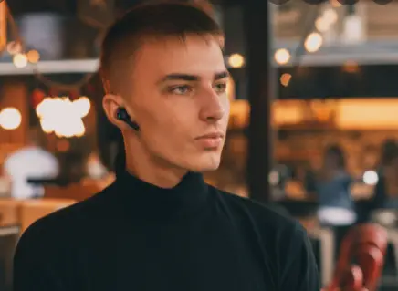 Lamax Trims1 Wireless Headphone User Guide Lamax Trims1 Wireless Headphone User Guide