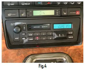 JAGUAR-IL-JAG97-Apple-Lightning-Adapter-FIG-3