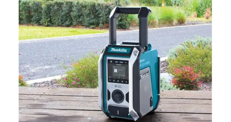 Makita Mr006g Job Site Radio Instruction Manual