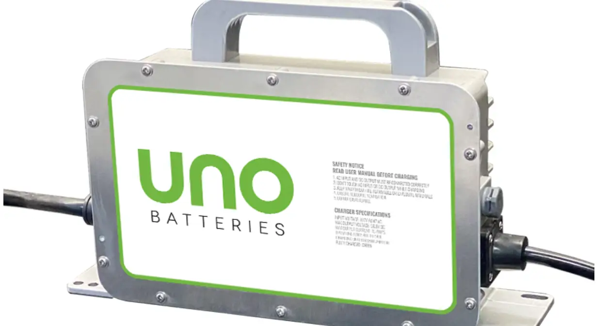Uno Batteries 0552 Battery Charger User Manual Uno Batteries 0552 Battery Charger User Manual