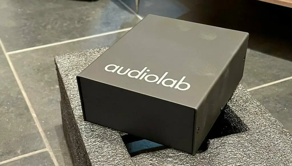 Audiolab Dc-block User Manual Audiolab Dc-block User Manual