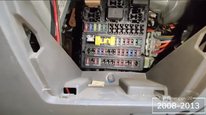 Hyundai I20 Passenger Fuse Box Diagram