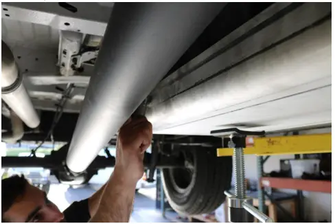 VAN COMPASS 4064 Mercedes Sprinter VS30 Fuel Tank Skid Plate-fig9