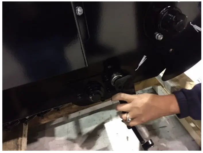 abi ATTACHMENTS ABI 25 Cubic Foot Classic Spreader - Spreader Bed 1