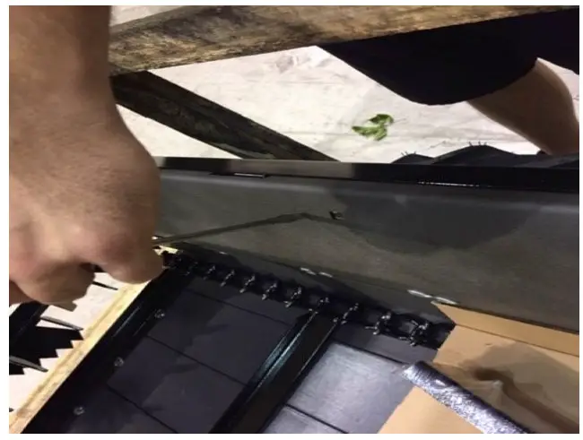 abi ATTACHMENTS ABI 25 Cubic Foot Classic Spreader - screwdriver