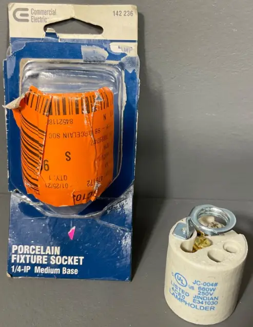 Commercial Electric 142 236 660W Lamp