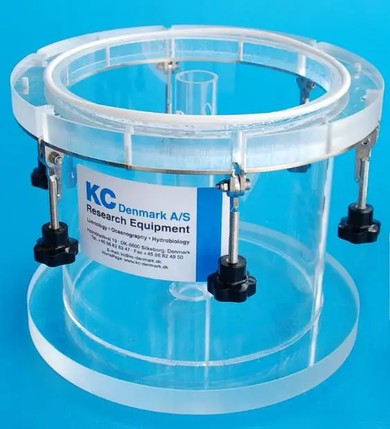 KC-Denmark-22.030-Vacuum-Filtration-Station-3