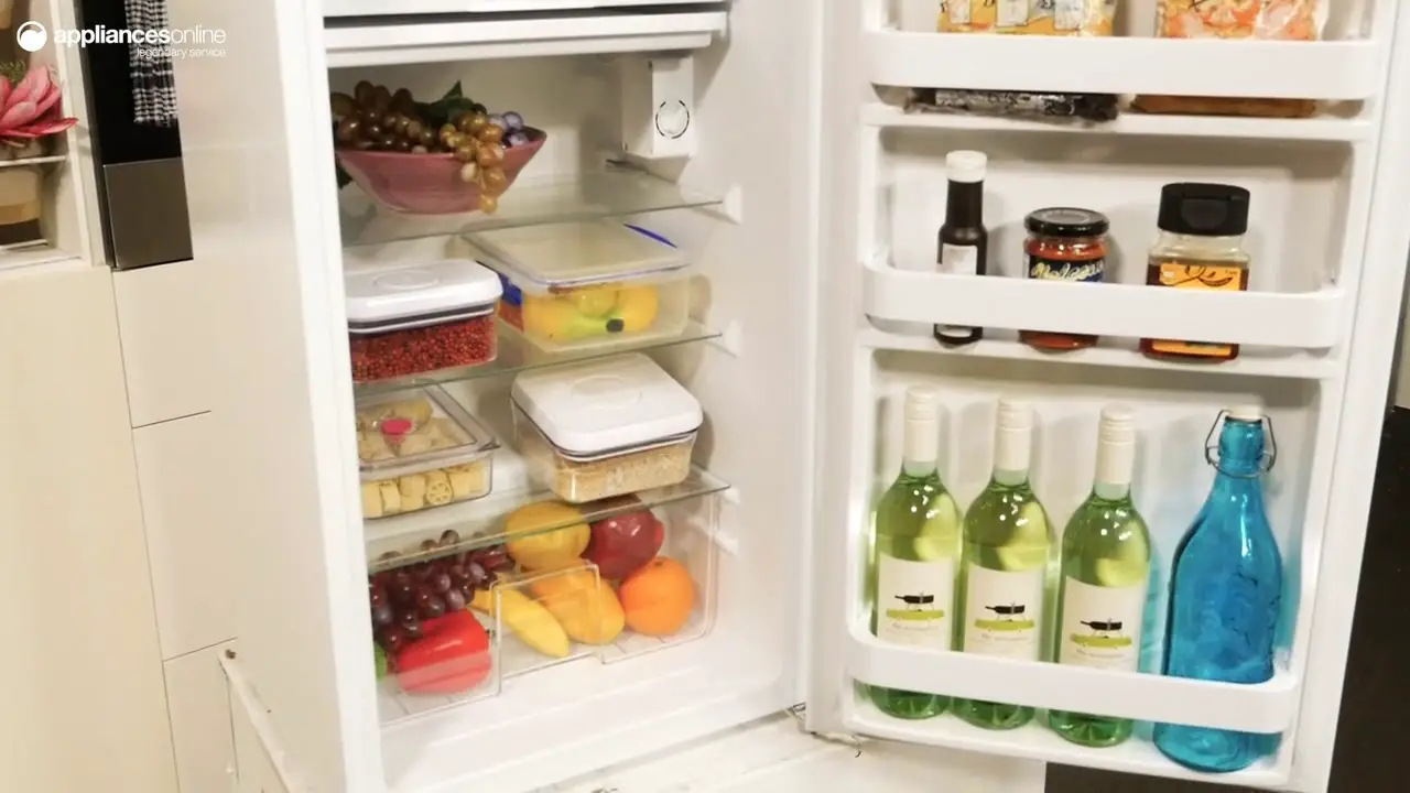 Esatto 95l Bar Refrigerator Ebf95s Specifications