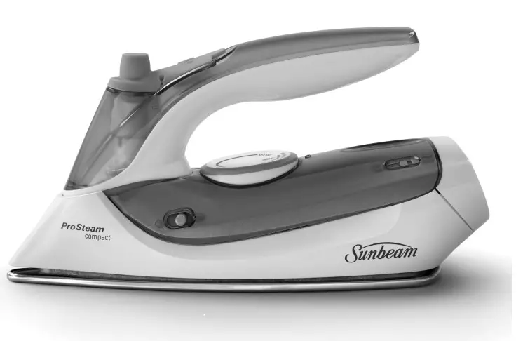 Sunbeam SRS2000 Pro Steam Compact Iron -