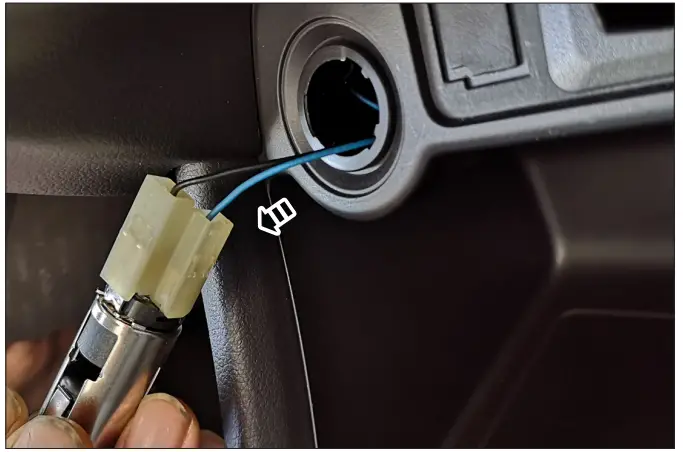 INBAY 241200501 Mitsubishi Outlander 2014-2018 Wireless Charging Tray-FIG4