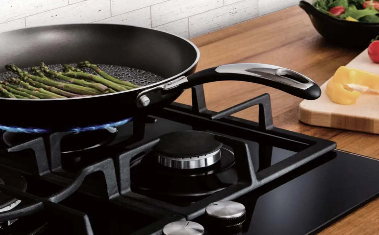 Montpellier SP601W 60cm Solid Plate Hob Side Control