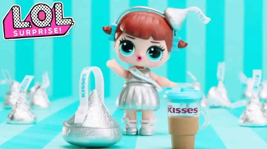 L O L Surprise 588436c3 Sooo Mini Lil Sisters Collectible Doll User Manual