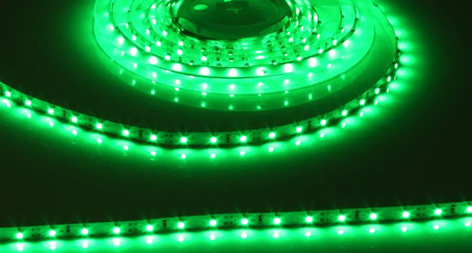 Knightsbridge Flex-cut Led Flex Lighting 24 W Daylight User Manual Knightsbridge Flex-cut Led Flex Lighting 24 W Daylight User Manual