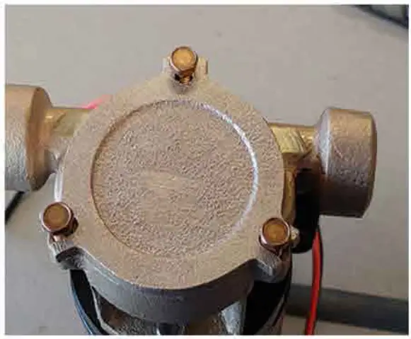 GROCO P 10 Pump Service Kit - Place the pump cover