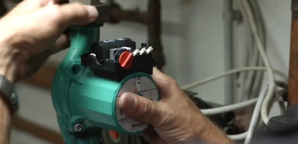 Wilo Stratos Eco High-efficiency Industrial Pump Instruction Manual Wilo Stratos Eco High-efficiency Industrial Pump Instruction Manual