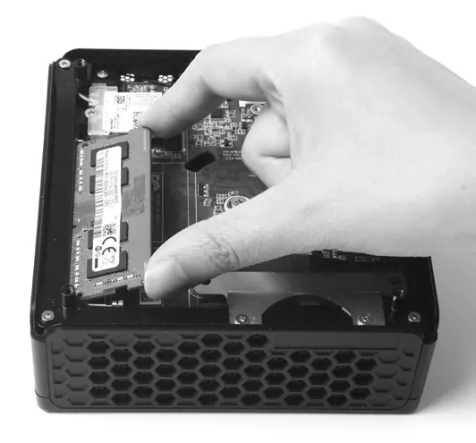 ZOTAC C1331 ZBOX nano Barebone fig6