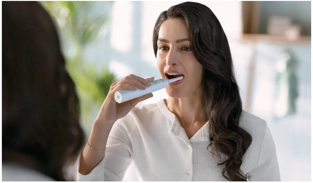 PHILIPS 1100 Series HX3641 Sonic Electric Toothbrush