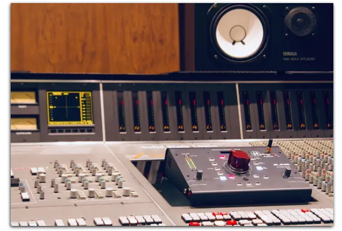 Heritage-Audio-R.A.M.-2000-Desktop-Monitoring-System-FIG-13